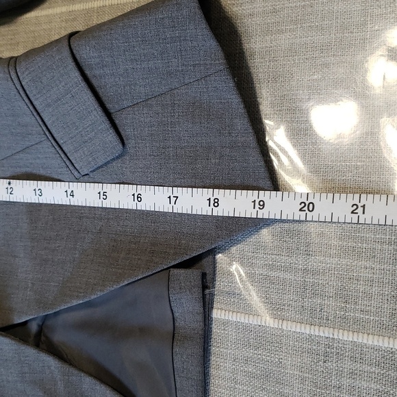 NWT Theory Gratian Blazer, Color Light Heather, Size 2 - Picture 12 of 15